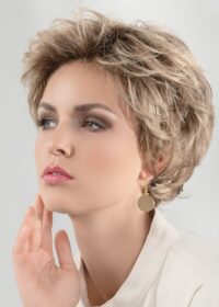 The Charme is softly waved and cut to create the perfect shape | Wigs.co.nz