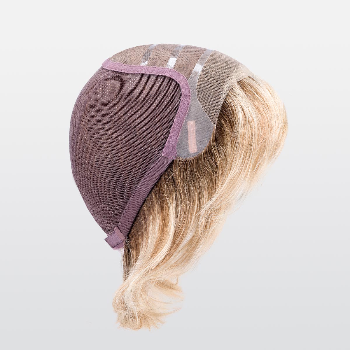 brilliance-plus-sandyblonde-rooted-top