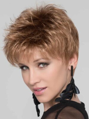 GOLF by Ellen Wille | This short pixie wig can be worn right out of the box | Colour Cognac Mix