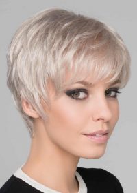 Light Mono is a hand-knotted monofilament to create the appearance of natural hair growth wherever you part the hair