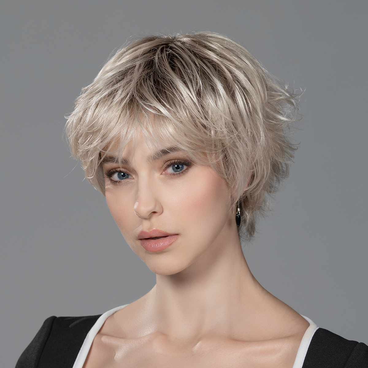 raise-platinblonde-rooted raise-platinblonde-rooted