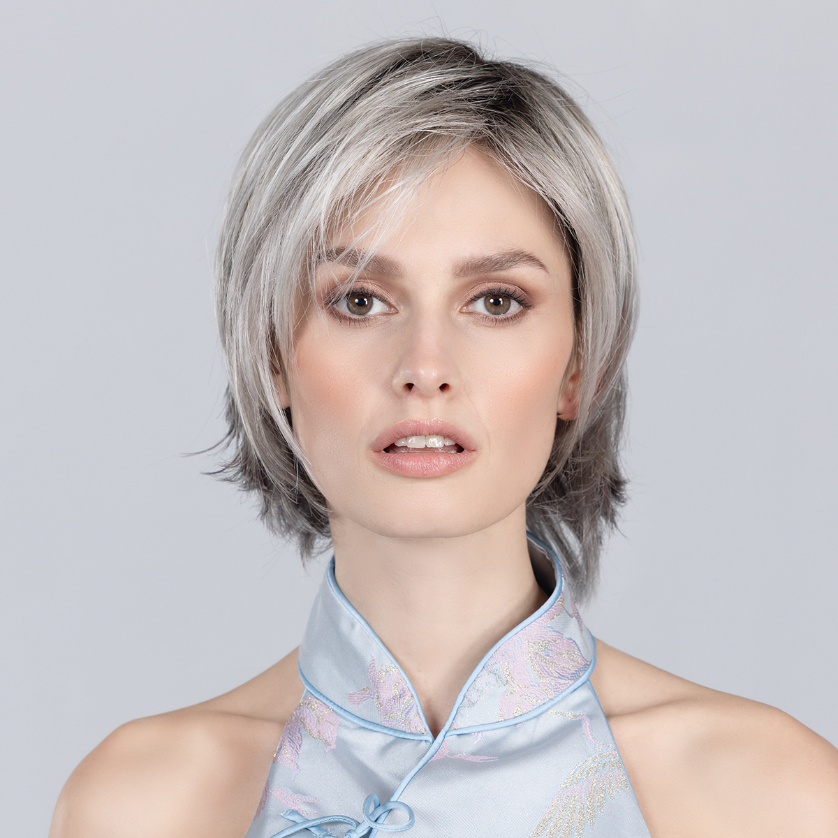 easy-mono-part-metallic-blonde-rooted