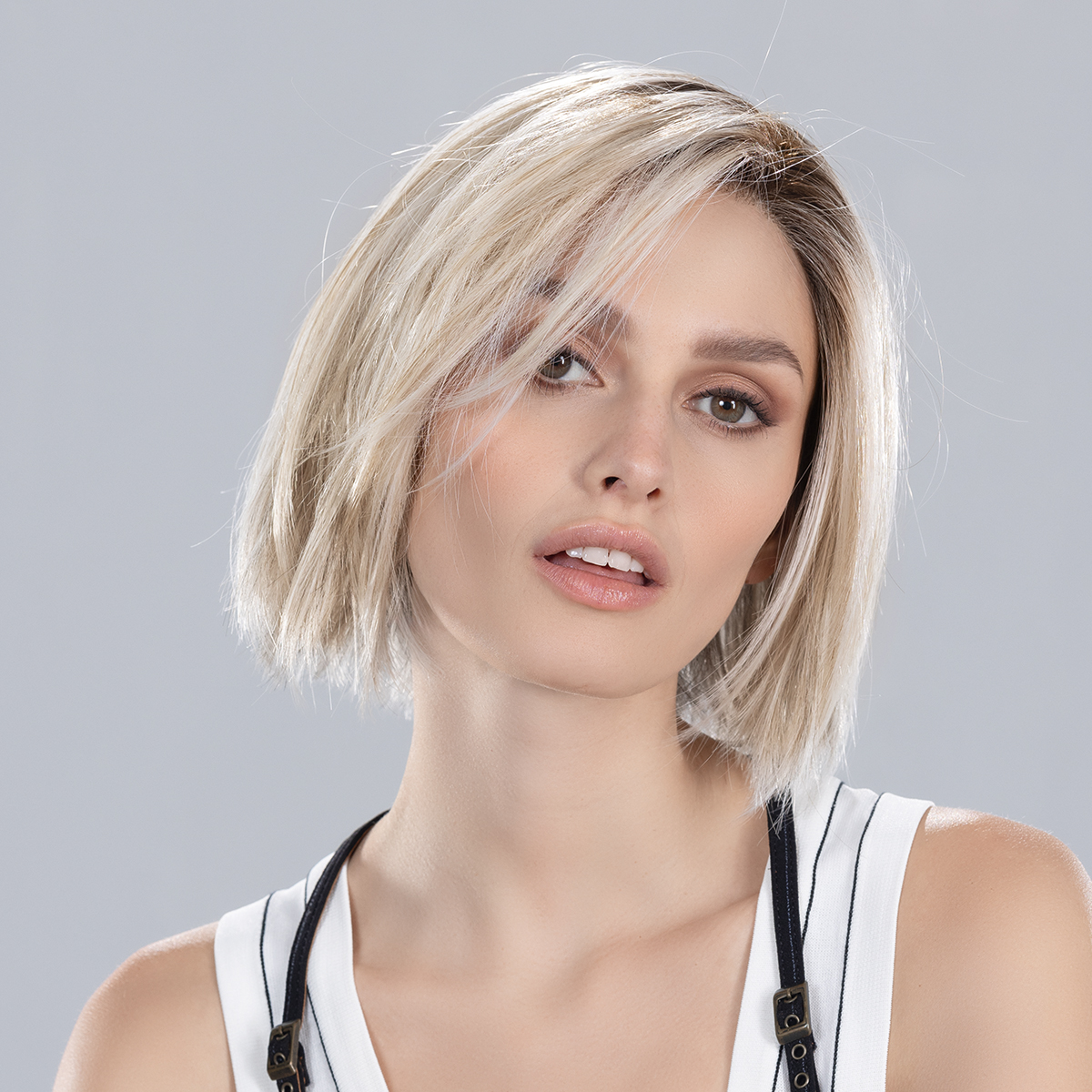 ready-mono-part-silverblonde-rooted