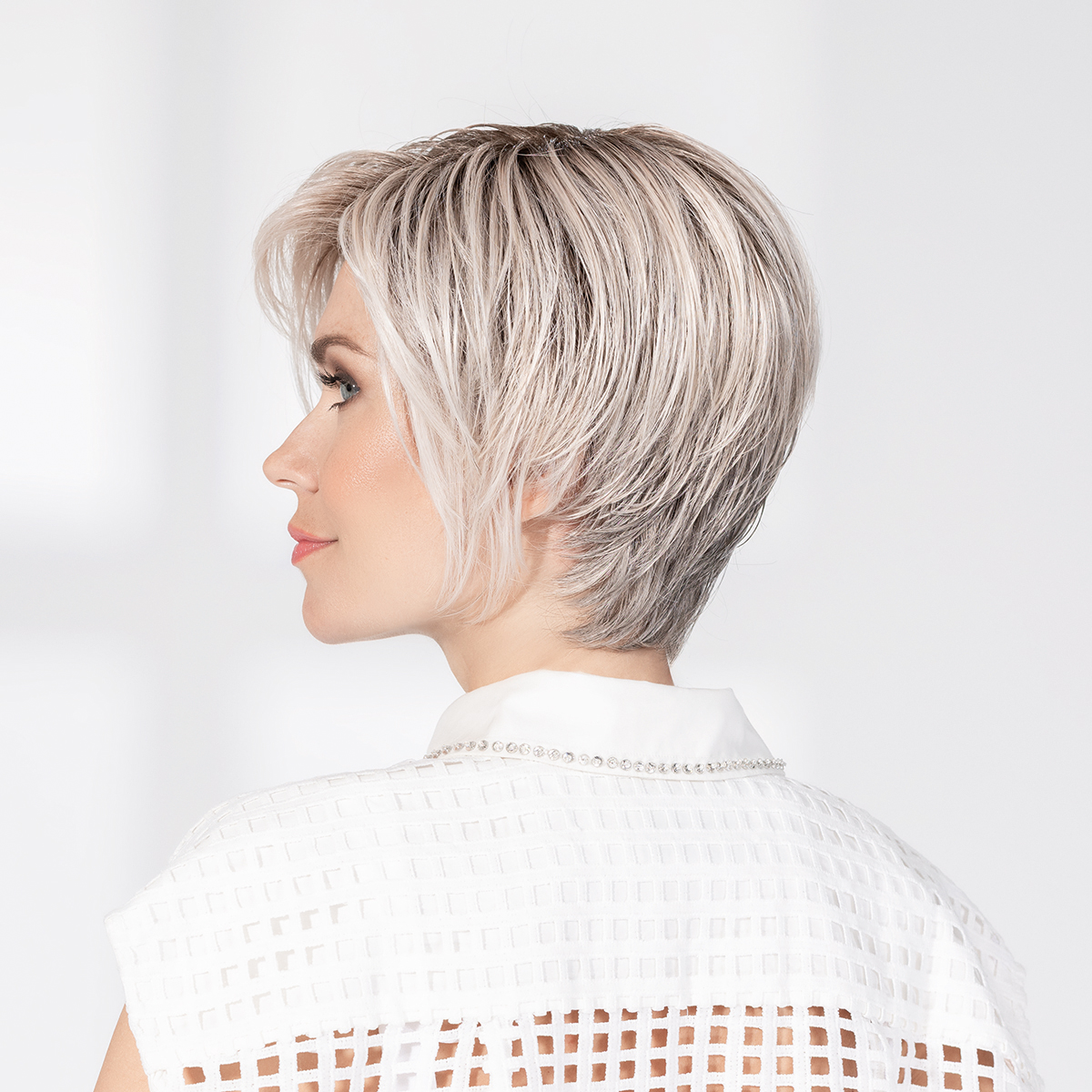 glam_soft_silverblonde rooted glam_soft_silverblonde rooted