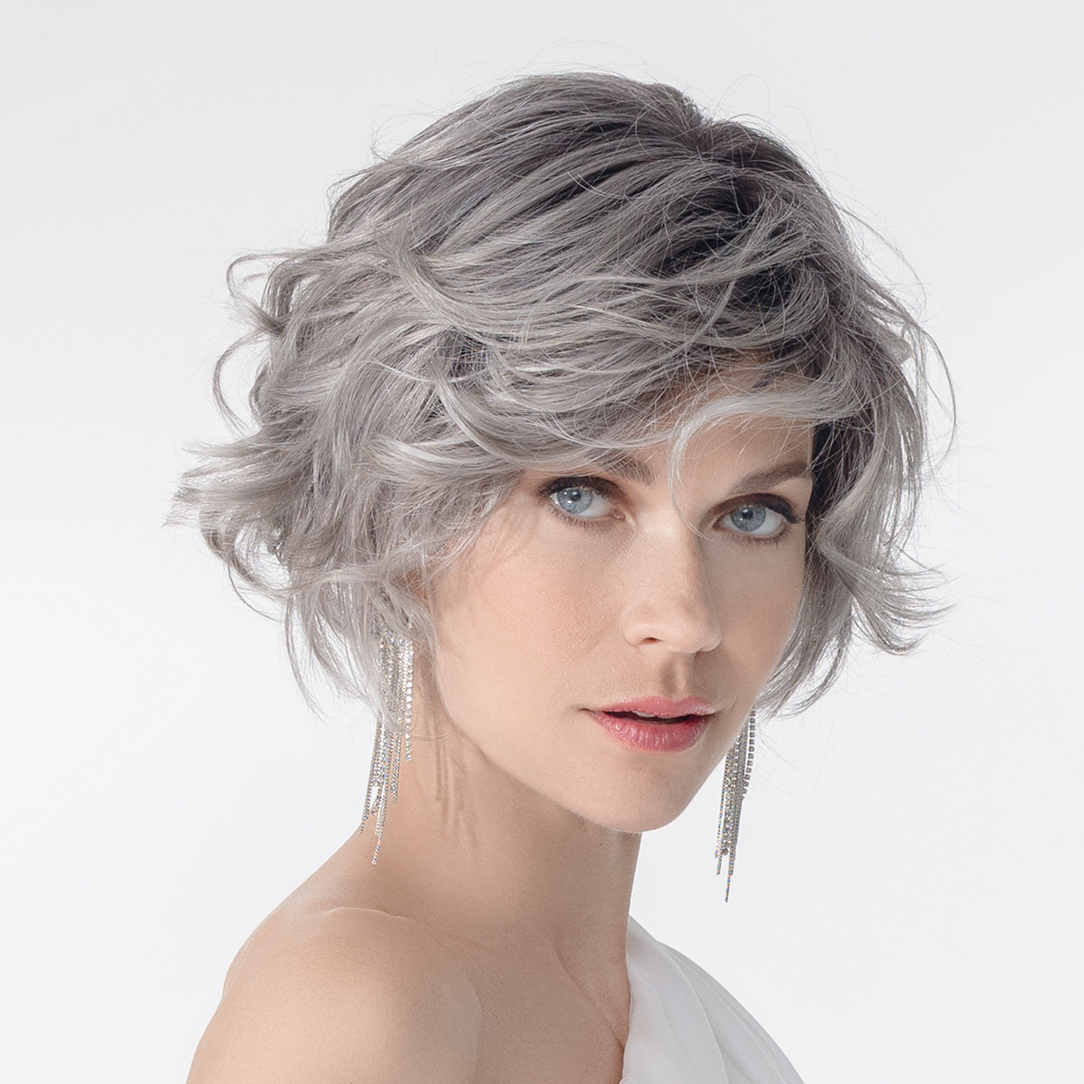 romance_deluxe_metallicgreyrooted