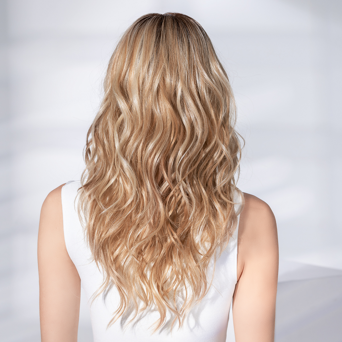 sparkle_deluxe_sandyblonde rooted