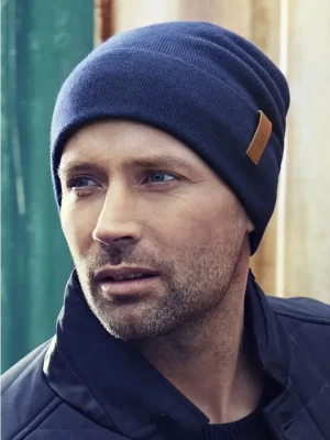 50.0% Wool / 28.0% Viscose / 15.0% Nylon / 7.0% Angora