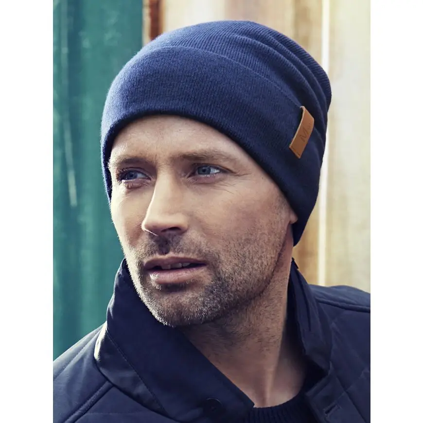 50.0% Wool / 28.0% Viscose / 15.0% Nylon / 7.0% Angora