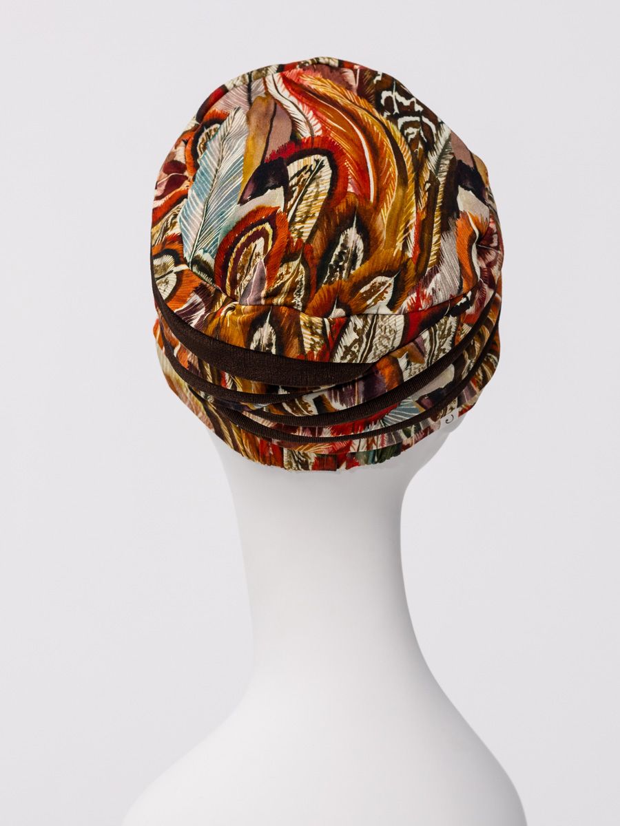 HocShanti Turban – (w. Print) | Tribal Feathers | 1331-4117 HocShanti Turban - (w. Print) | Tribal Feathers | 1331-4117