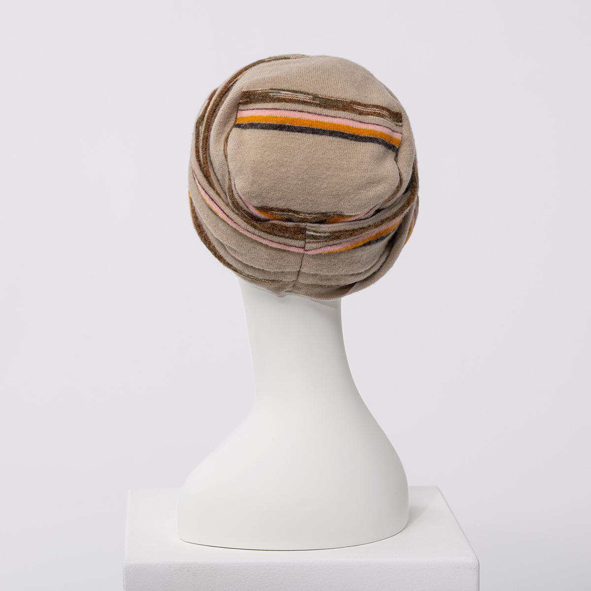 HocZoya • V Turban | Beige with Multi Stripes | 1615-4156 1615-4156HocZoya • V Turban | Beige with Multi Stripes | 1615-4156