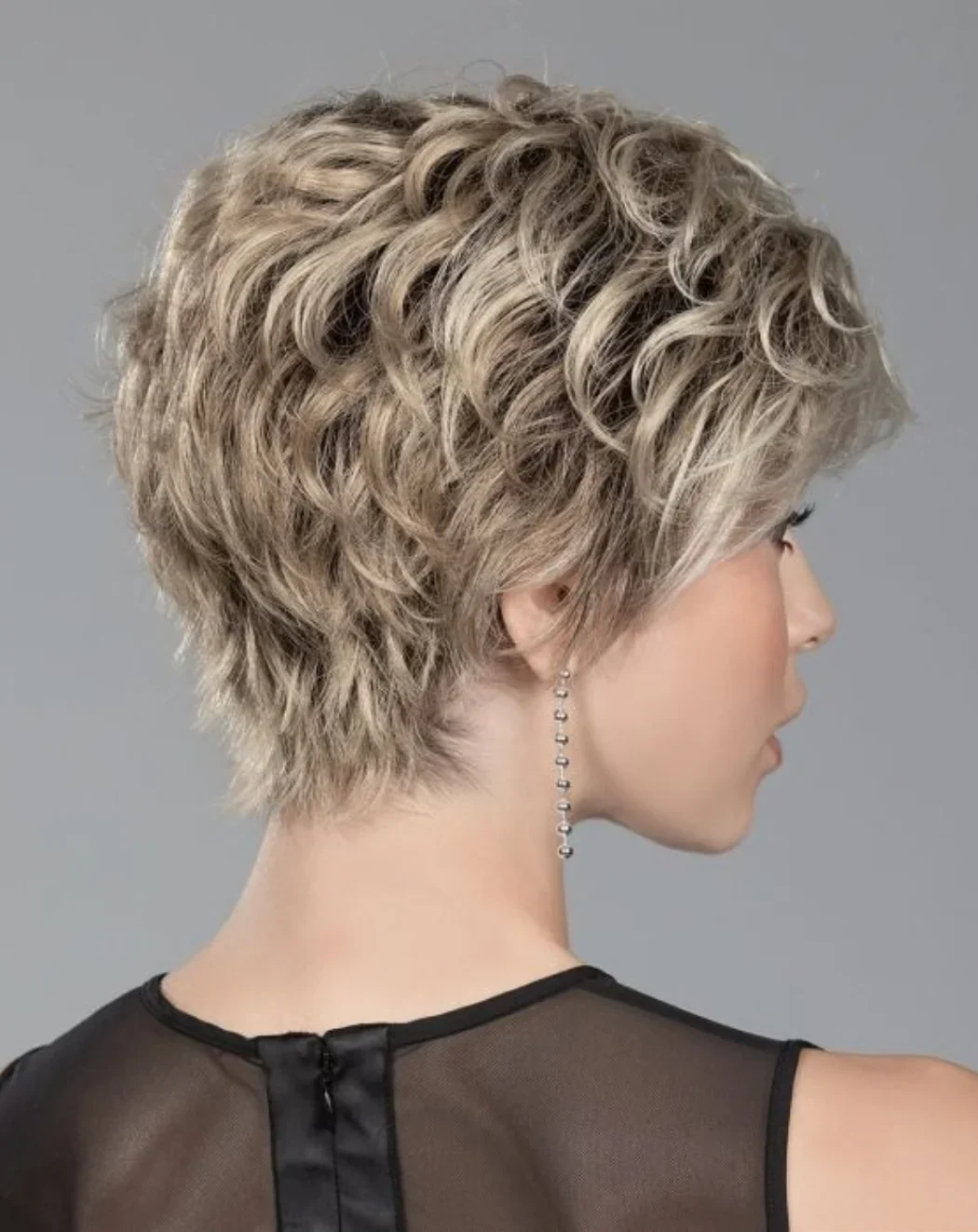 weekend-ellen-wille-champagne-rooted weekend-ellen-wille-champagne-rooted-wig